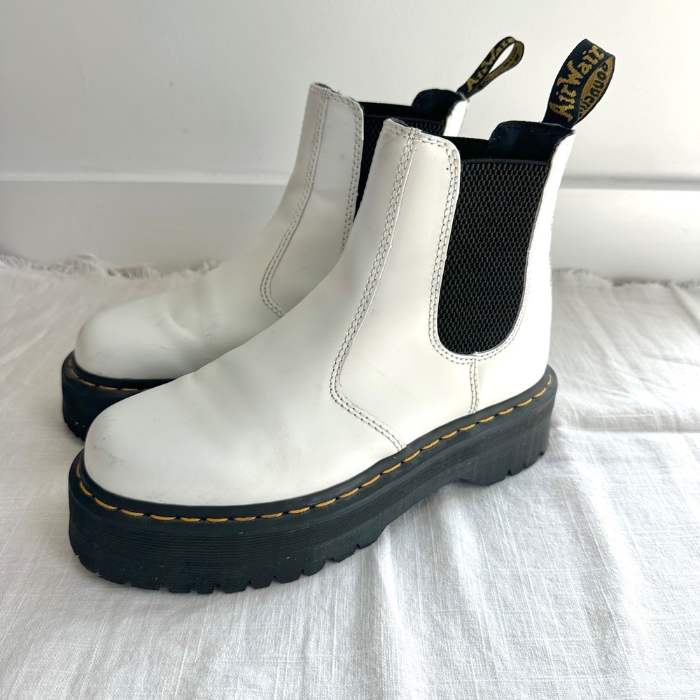 Dr. Martens 2976‎ Quad Platform Chelsea Boots White Leather Women's US 7 EU 38